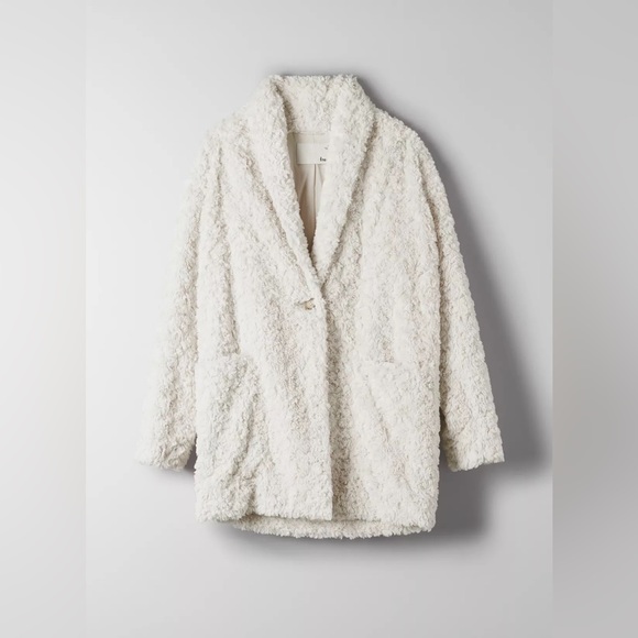 Wilfred free plush coat | Size L 🤍 - Picture 1 of 12